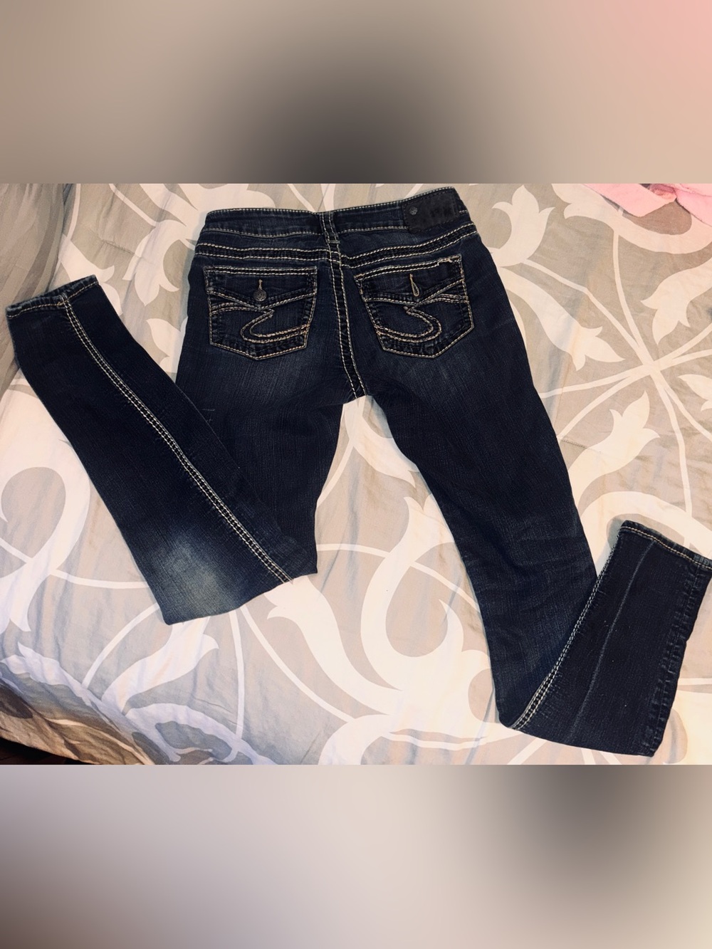 ✨ Silver Jeans Co. Suki Bootcut Jeans — W27/L31 ✨
